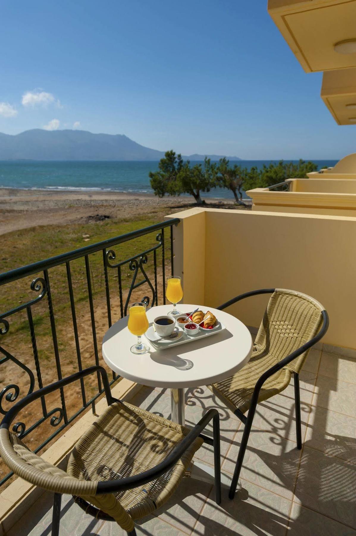 Mesogios Beach Korfalonas Dış mekan fotoğraf